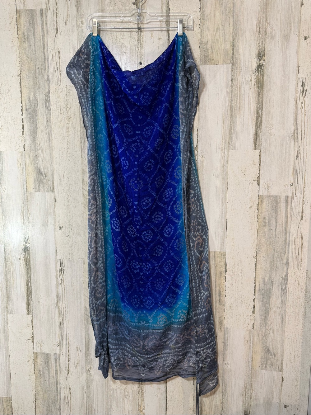Chalet Cloth Branded Blue-Gray Ombre Scarf Wrap